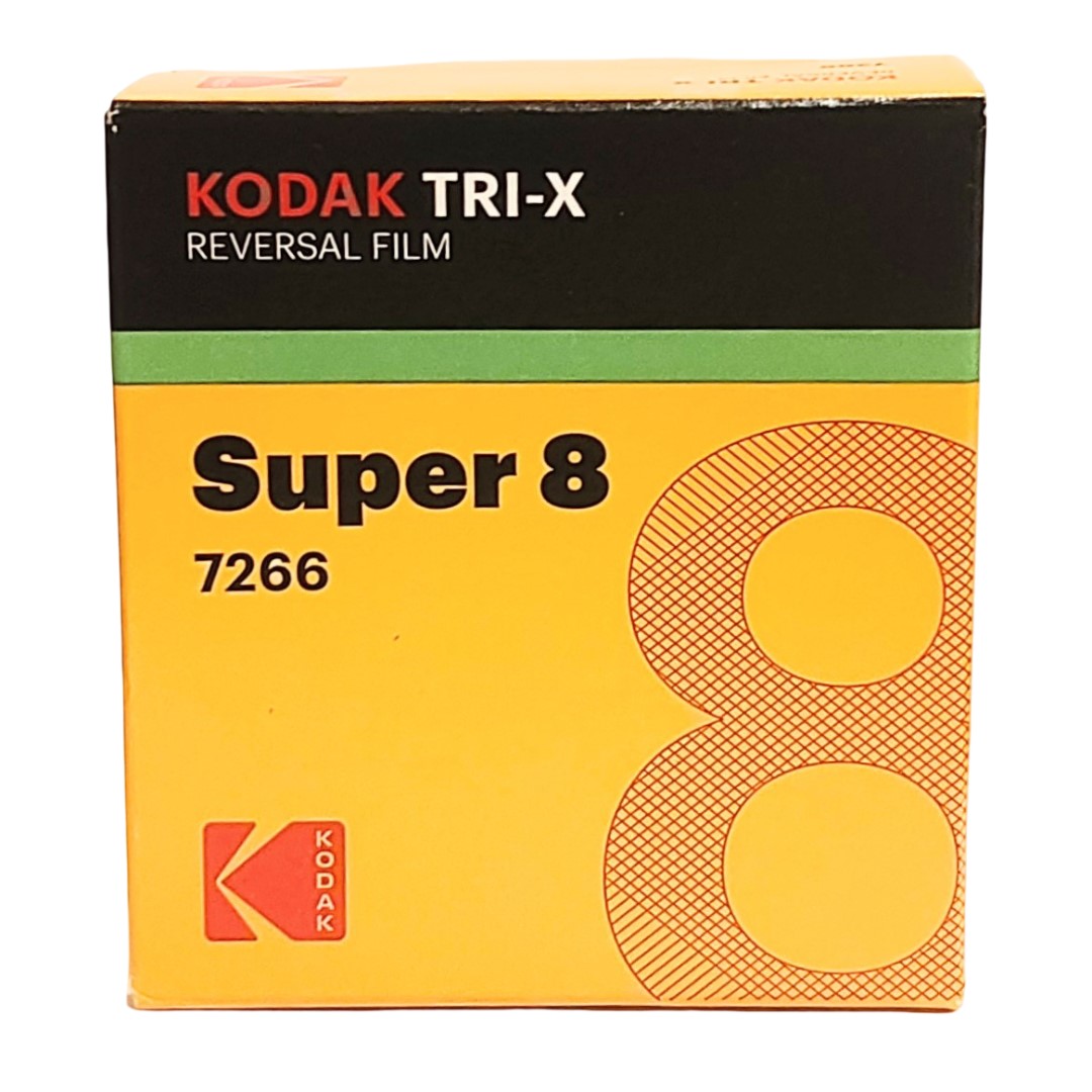 8 mm – Kodak TRI-X B&W 7266